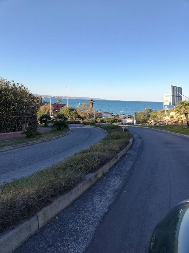 Residenza Anna Maria Apartment Crotone Exterior foto